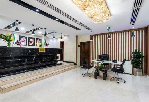 1. 골든 튤립 알-..