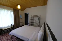 Vardzia Resort Hotels in Tmogvi