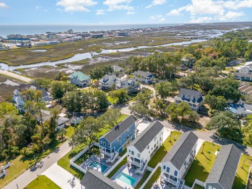 Private Saltwater Pool and Outdoor Oasis - Luxurious Coastal Retreat Hotels in Murrells Inlet