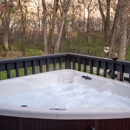 Cozy 2-bedroom Aframe in charming Lake Geneva with a hot tub and fireplace