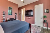 Chic Escape with Gourmet Kitchen and Skyline Views - Stylish Retreat