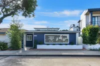 Charming Coastal Retreat with Spacious Patio - Cozy Sanctuary