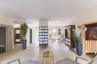 โรงแรมเบสท์เวสเทิร์นพลัส เคิล์นซิตี้ - ที่มีสปา