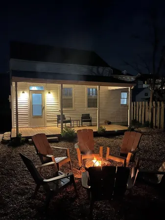 Hanna's Cottage in the Downtown Historic District of Hermann, Missouri