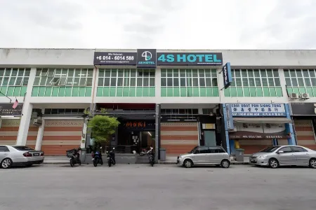 4S Hotel