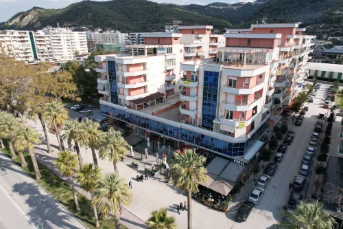 Elmar Hotel