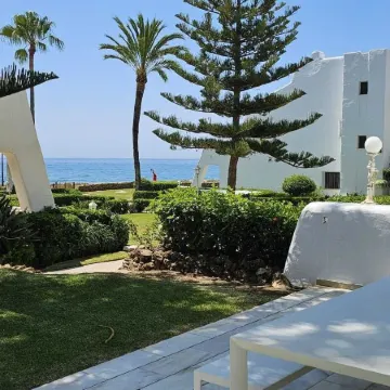 Coral Beach Aparthotel