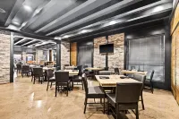 Cobblestone Hotel & Suites - Superior Duluth