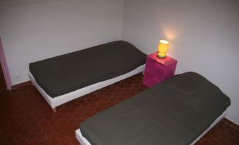 Camping 3 étoiles - Piscine - Ccbahd0