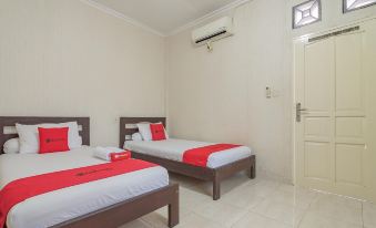 RedDoorz Syariah Near Terminal Batu Ampar 2