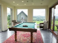 Spacious and Well Cared for House with a Panoramic