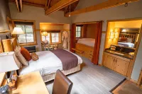 Sleeping Lady Mountain Resort Hotels in Leavenworth