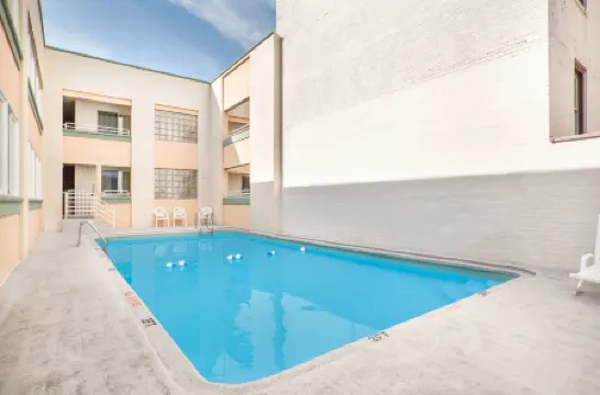 Howard Johnson by Wyndham Atlantic City