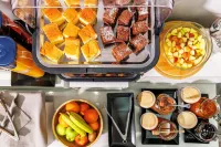 La Strada Boutique Villa - breakfast