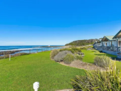 Blue Lagoon Beach Resort Hotels in Wyong