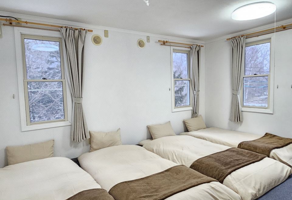 4. 화이트 하우스..