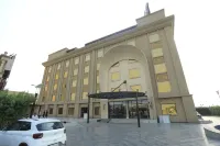 THE ROYAL VENETIAN Hotels near Plot No 2