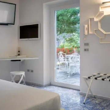 LHP Suite Superior Cottage Capri