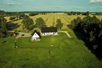 Hjortsby Torp Hotels in Hyllinge