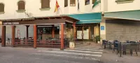 Hotel Corona de Atarfe Các khách sạn ở Santa Fe