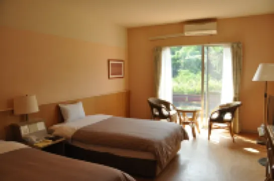 Iriomotejima-Jungle Hotel Painumaya Hotels in Taketomi