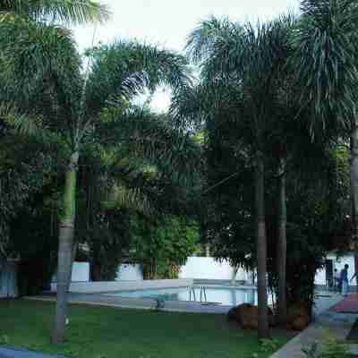 Ananthi Hotels Hotel Exterior