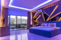 The Platinum Bay Hotel Hotels near Container