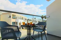 Phaedrus Living: Seaside Luxury Flat Athina 115