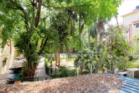 FabExpress Yug Villa Karol Bagh
