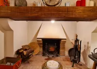 La Terrazza, Historic Tuscan Stone Residence with Garden and Terrace in Cetona