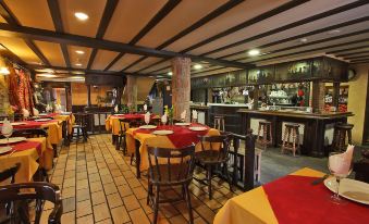 Posada Medieval El Manjon