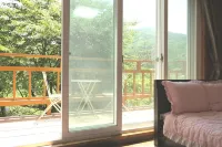 옹달샘펜션 중미산 주변 호텔