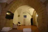 Cadelli Luxury Suite & Apartments