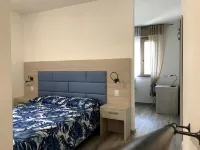 加爾達日與月民宿