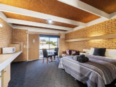 Baronga Motor Inn Hotels in Colac