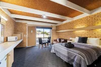 Baronga Motor Inn Hotels in Birregurra