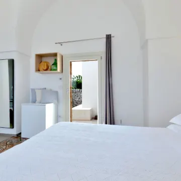 Lion Apartments - Bright Side - Housity