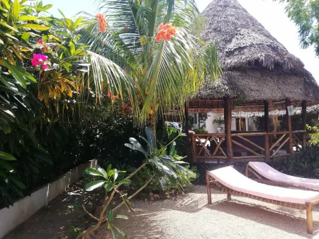 Vanilla B&B Nungwi Zanzibar Отели рядом с достопримечательностью «Golden Touch Spa»