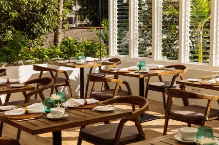 Nyne Hotels Lake Lodge - Colombo Отели рядом с достопримечательностью «Университет Коломбо»