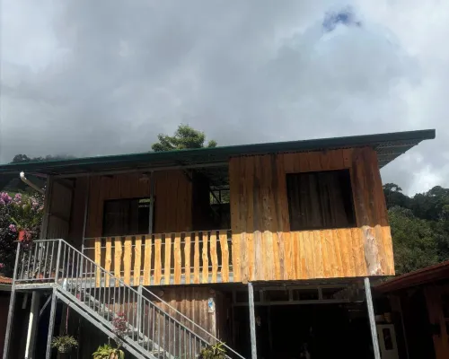 奧耶住宿 里瓦斯酒店