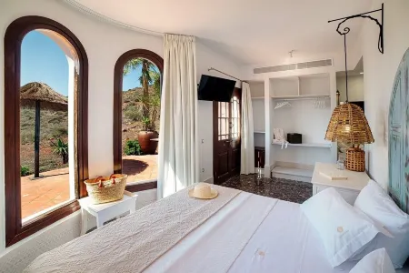 Finca Maltes San Jose Отели в г. El Cabo de Gata