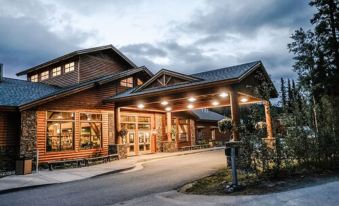 Denali Park Village