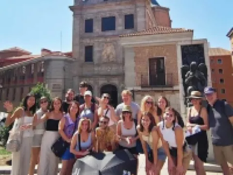 เดอะ ลอฟต์ เฮาส์ มาดริด โรงแรมในมาดริด