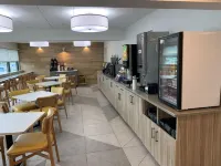 Days Inn & Suites by Wyndham Duluth by the Mall - Bữa sáng