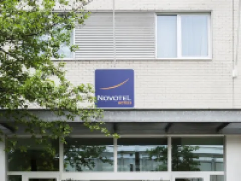 ノボテル ルーベン セントラム ルーベンのホテル