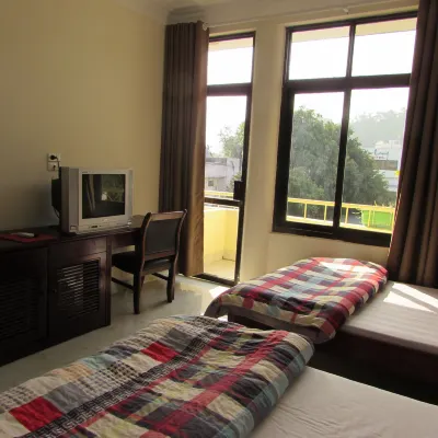 Viet Nhat Halong Hotel - Bai Chay Hotels in 