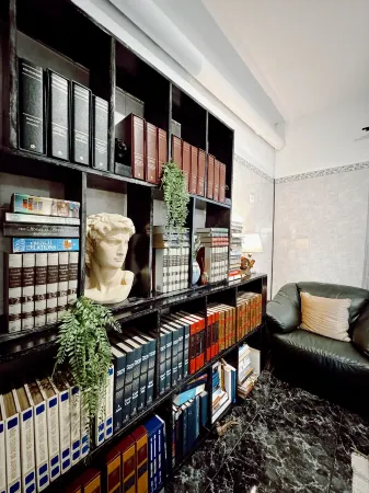 Gardens Guest House-Hostel Отели в г. Lombo Do Moleiro