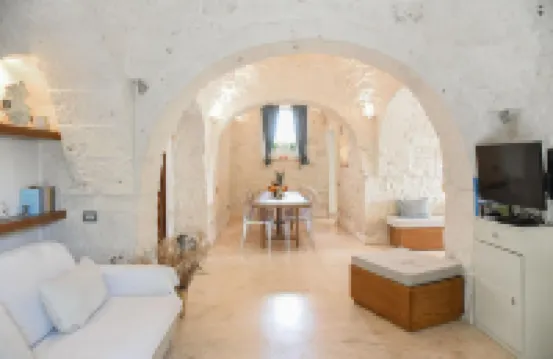 Luxury Trulli Terrarossa with Pool