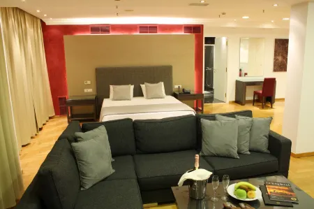 Theoxenia House Hotel