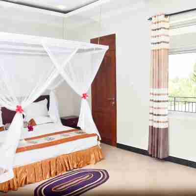Sea Crest Hotel Rooms
